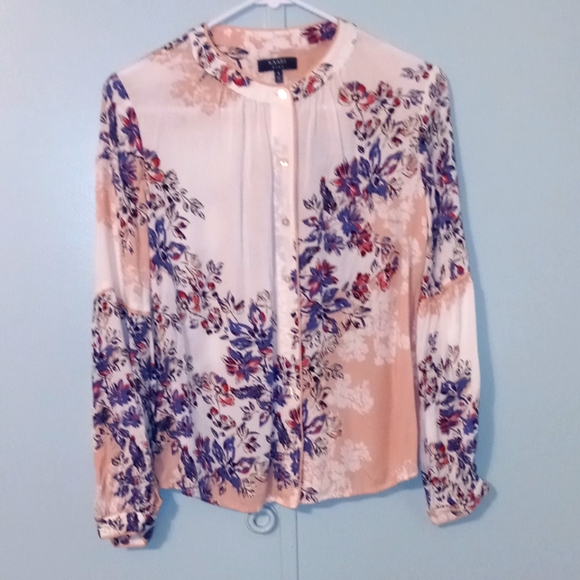 Kaari Blue‎ Button Up Blouse Floral Short Collar Size Small White Peach Blue - Picture 1 of 11